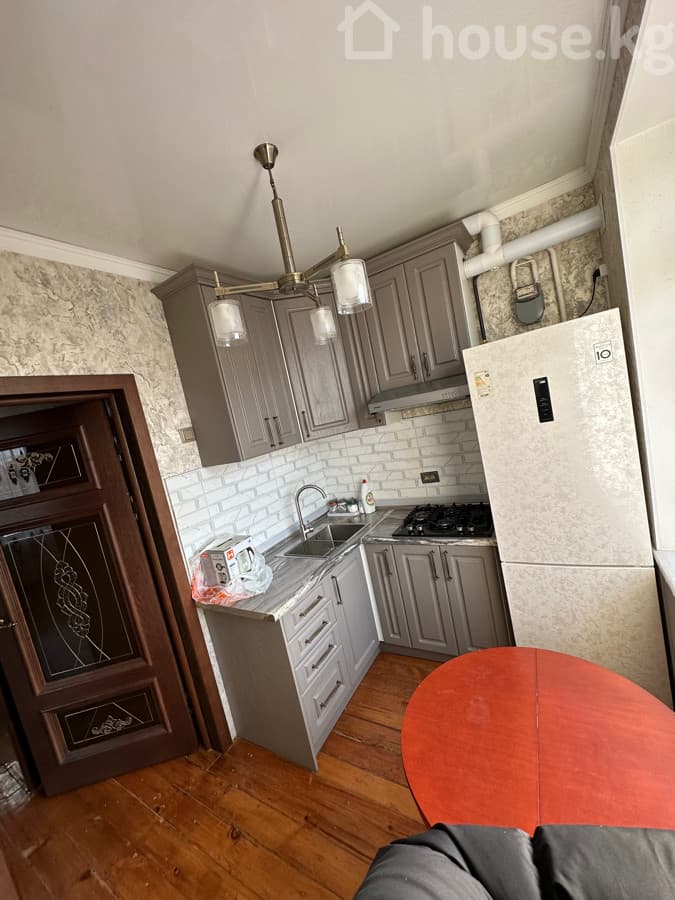 Аренда, Сталинка, 3 ком, 70 м2, этаж 5/5, Сост: Хорошее - фото 2