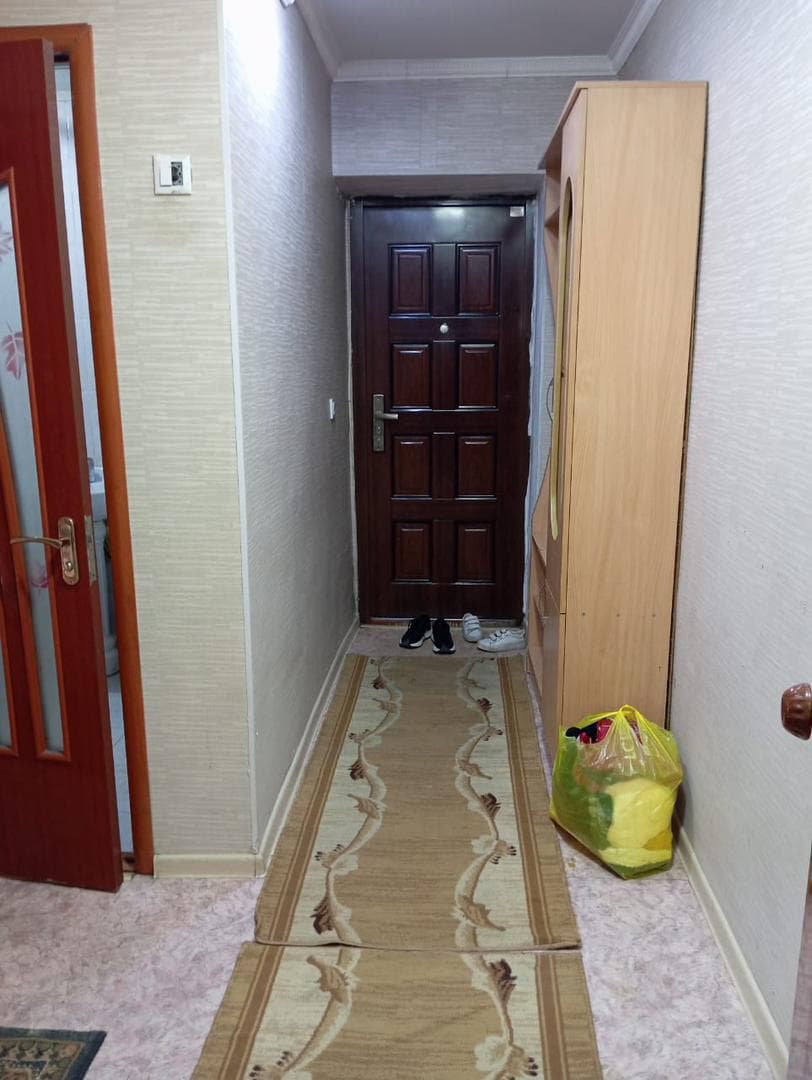 Аренда, 104 серия, 3 ком, 98 м2, этаж 1/4, Сост: Среднее - фото 6