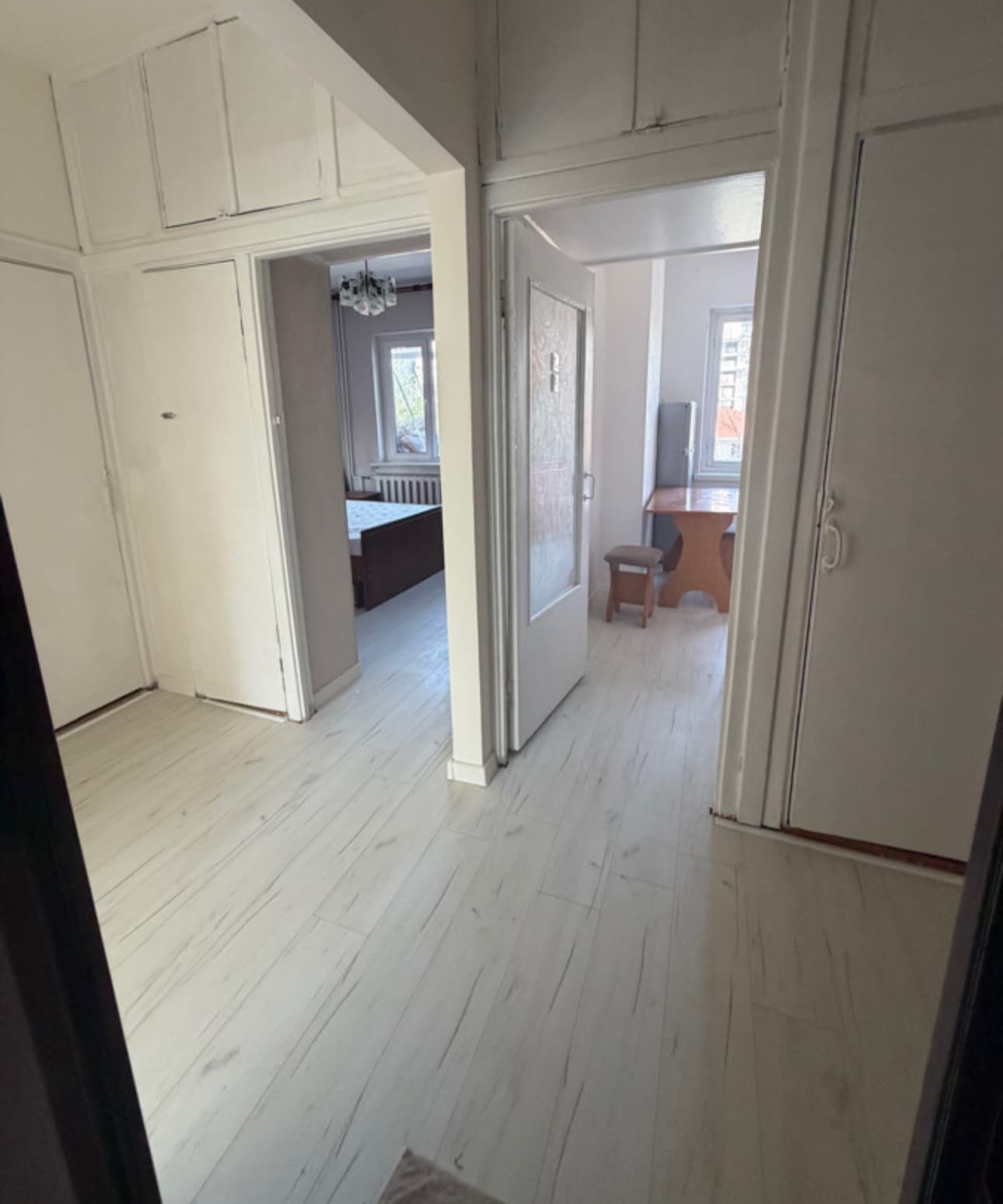 Продажа, 105 серия, 2 ком, 50 м2, этаж 3/5, Сост: Евроремонт - фото 2