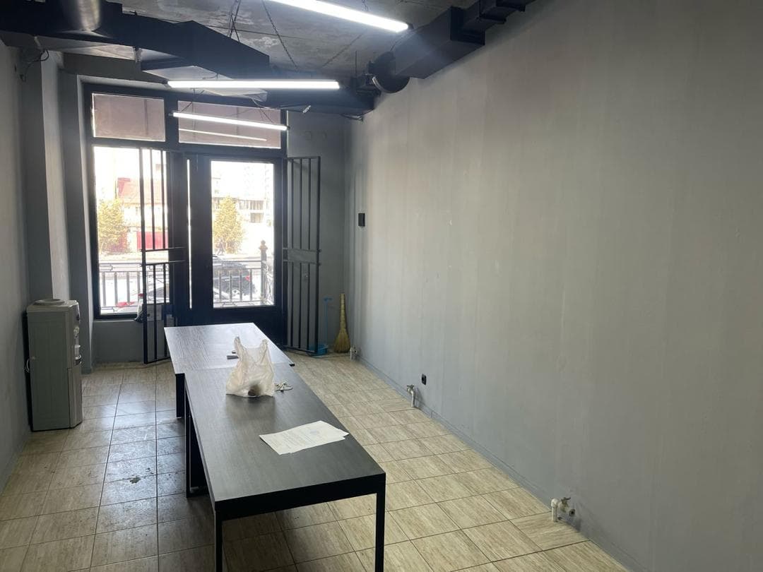 Офис, Коммерческая, 36 м2, этаж 1/1, Сост: Среднее - фото 4