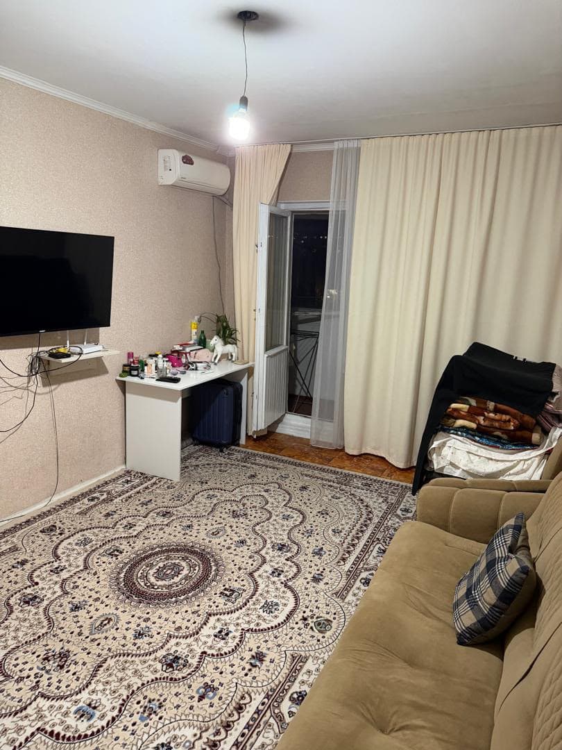 1 ком, 105 серия, 30 м2, этаж 7/9, Сост: Среднее