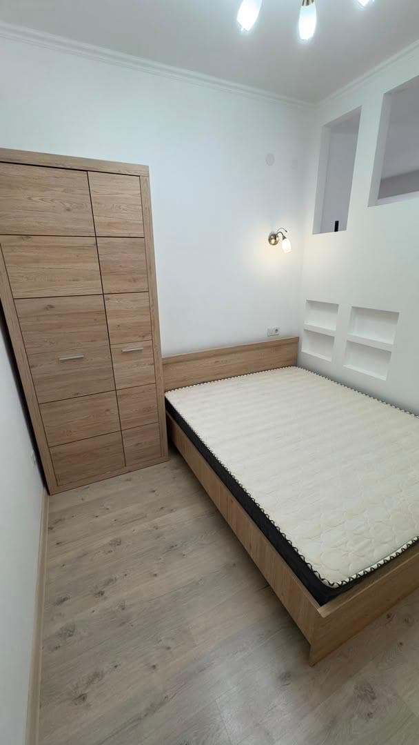 2 ком, 106 улучшенная, 47 м2, этаж 5/14, Сост: Евроремонт