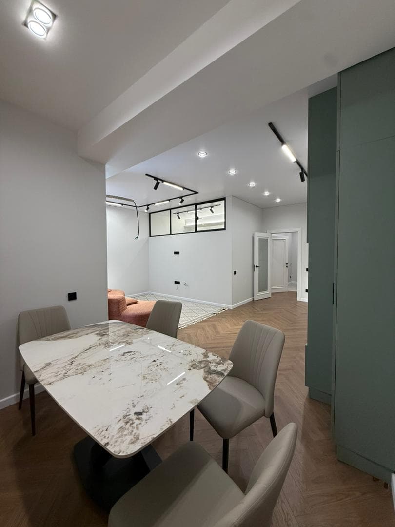 Элитка, 3 ком, 83 м2, этаж 11/15, ж/к Кап Строй Сити (Capstroy City), Сост: Евроремонт - фото 13