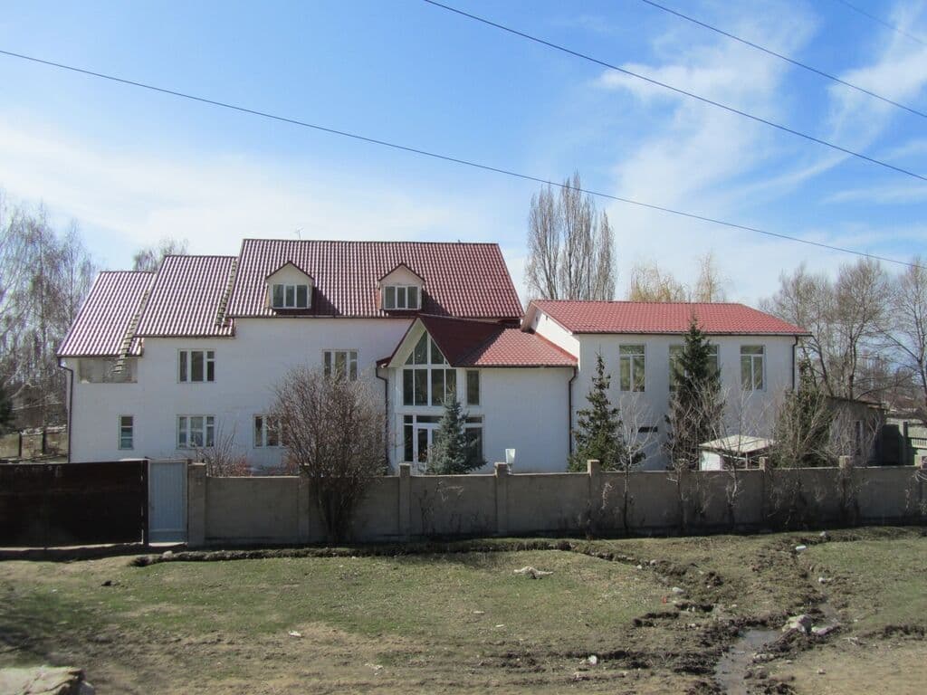 Property 100207 - Image 3