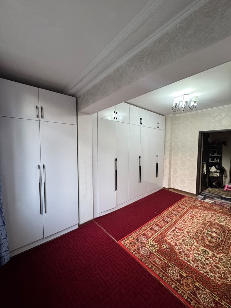 2 ком, 106 серия, 52 м2, этаж 1/9, Сост: Евроремонт