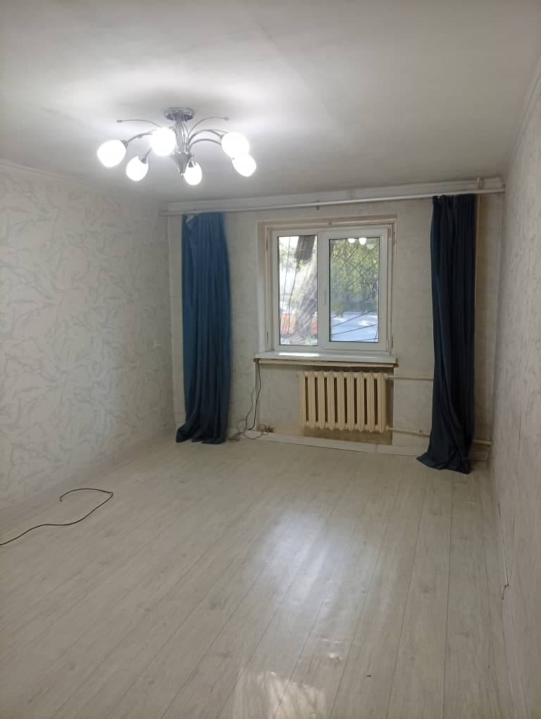 2 ком, Хрущёвка, 42 м2, этаж 1/3, Сост: Хорошее