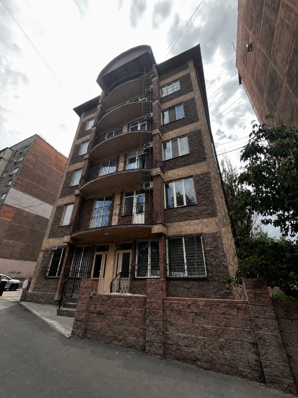 Офис, Коммерческая, 700 м2, этаж 6/6, Сост: Хорошее