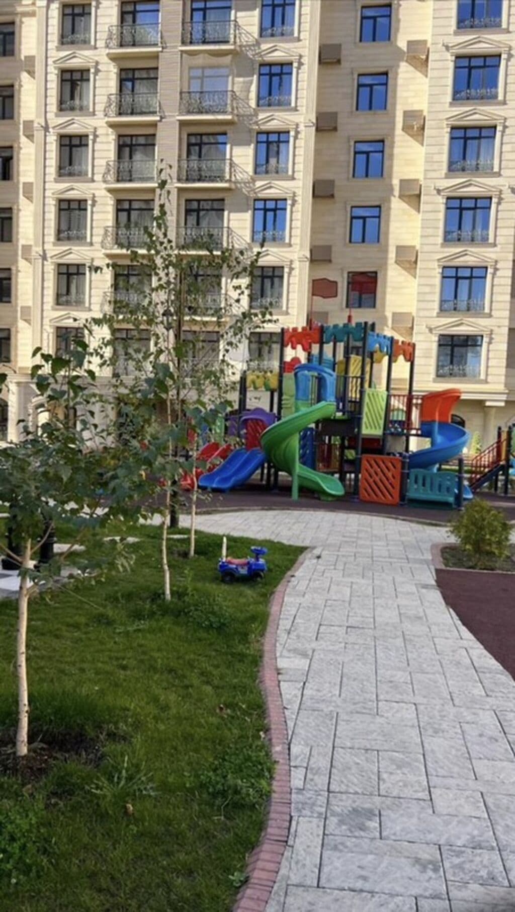 Элитка, 3 ком, 129 м2, этаж 6/8, ж/к Итальянский квартал (Italyanski Kvartal), Сост: Евроремонт